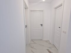 Titan, scoala 195, langa parc IOR